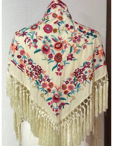 Mantón florecitas blanco roto